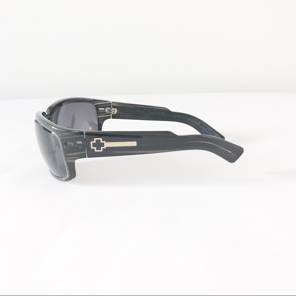 Byron Sunglasses - Picture 2 of 3